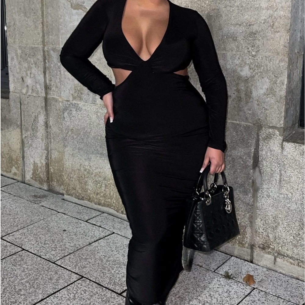 Cut out Midi Dress